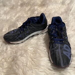 Adidas Vigor “Bounce” Unity Ink Womens Athletic Shoes. Size 7